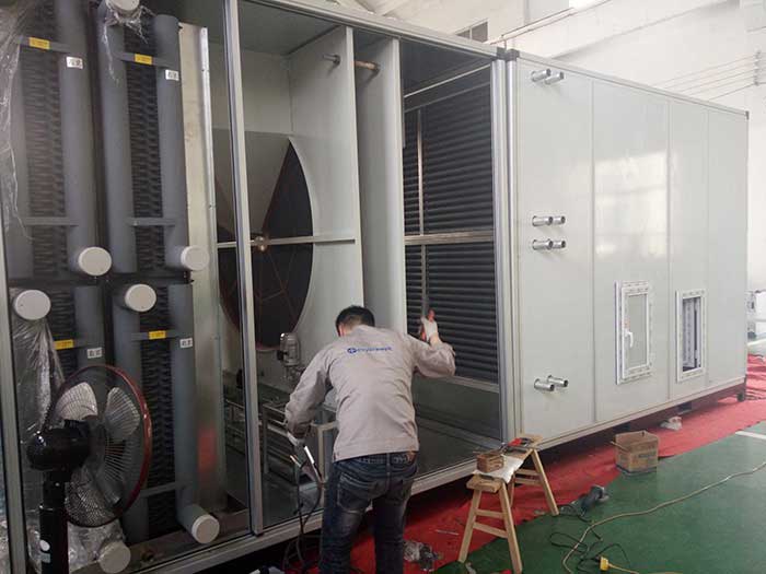 威海某大型化工企業(yè)兩臺10%濕度，40000風(fēng)量2臺除濕機組